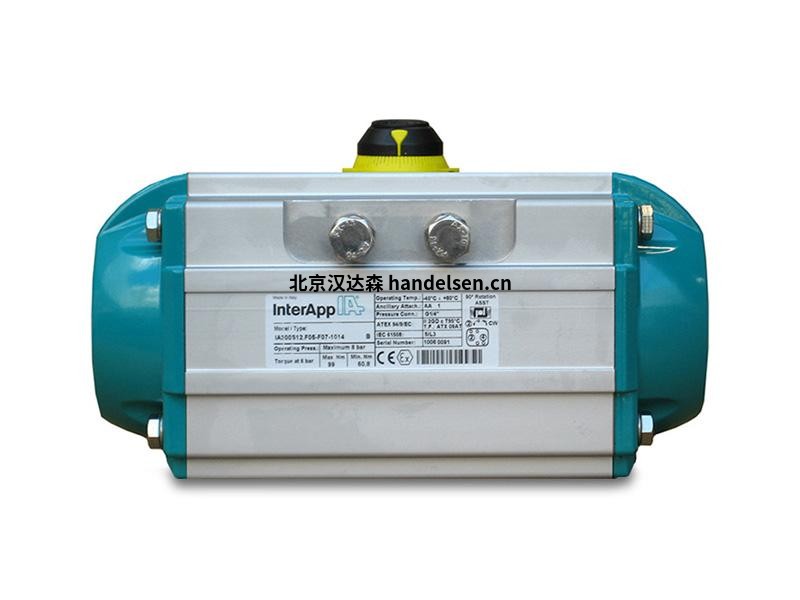 src=http://e3-fitness.com/skin/m03skinBlue/image/nopic.gif